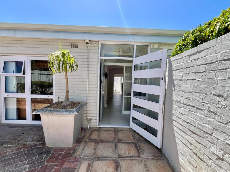 3 Bedroom Property for Sale in Hout Bay Western Cape